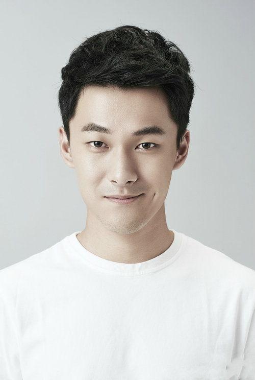 明星张晓伟朋友,揭秘明星张晓伟的亲密伙伴