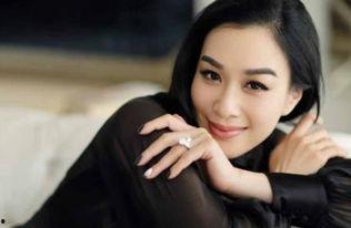 跟钟丽缇长相的明星,揭秘那些令人惊艳的相似面孔