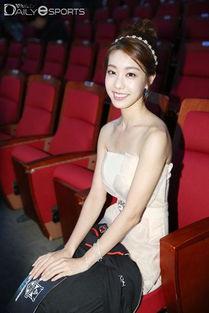 干韩国主持人丝袜,揭秘韩国主持人的时尚秘密