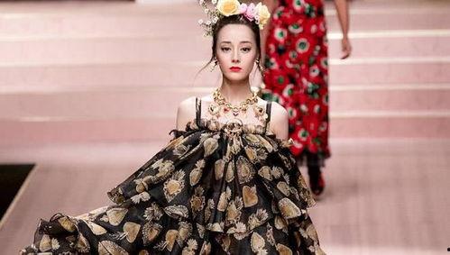 迪丽热巴t台走秀视频,时尚与魅力的完美演绎